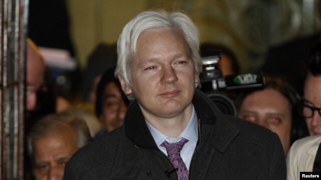 Julian Assange se terre à l'ambassade d'Equateur à Londres