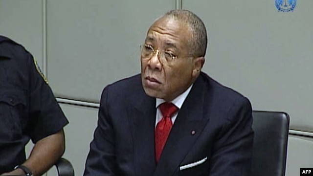 Charles Taylor antigo presidente da Libéria durante uma sessão do seu julgamento no Tribunal Penal Internacional de Haia (Arquivo)