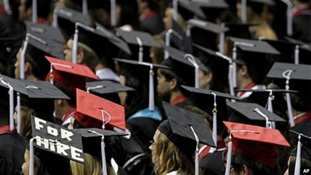 State university graduates in Tuscaloosa, Ala., Aug. 6 2011 (file photo).