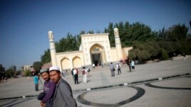 တရုတ္ႏုိင္ငံ အေနာက္ပိုင္း Xinjiang ခ႐ိုင္