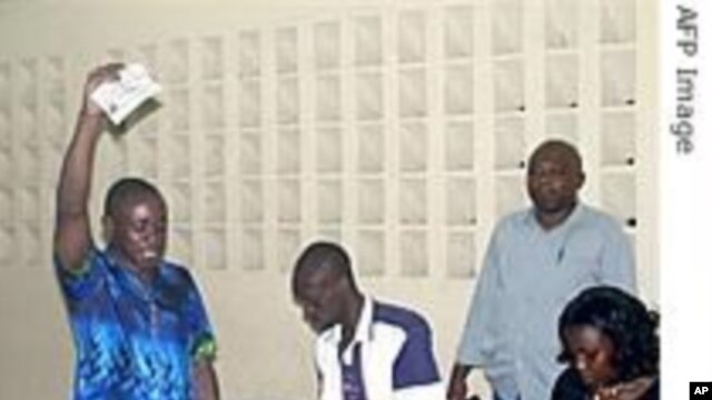 Gabon’s Opposition Cautious about Vote Recount
