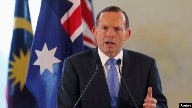 Ông Tony Abbott đã tuyên bố rằng chính phủ ông sẽ ngăn không để cho những người tị nạn đến nước Úc bằng thuyền.