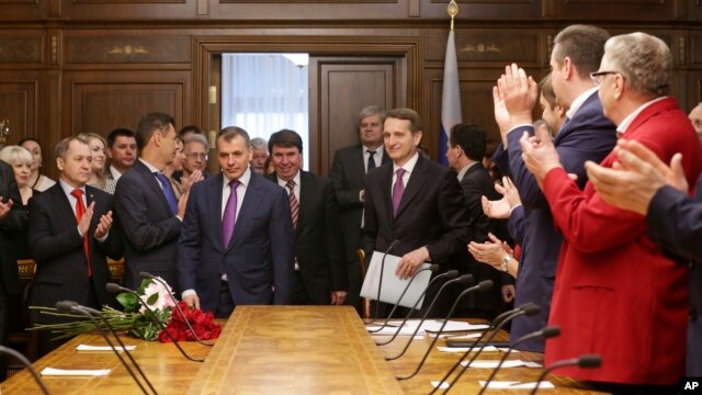 Российская госдума обсуждает судьбу Крыма
