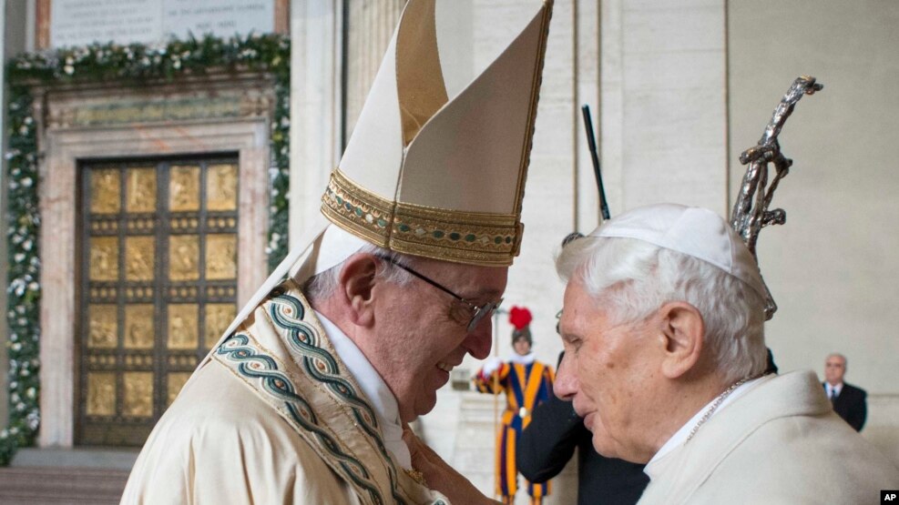 rencontre benoit xvi et françois