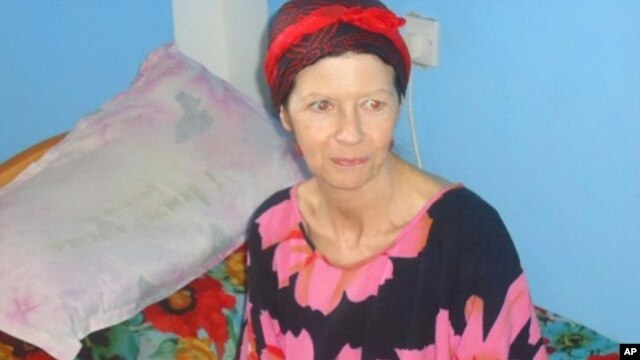 British hostage Judith Tebbutt, is pictured at a house in Adado, central Somalia, before her departure, March 21, 2012. 