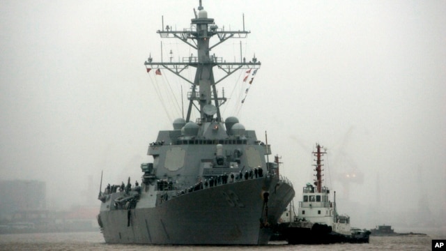Chiến hạm trang bị tên lửa dẫn đường USS Lassen của Hoa Kỳ.