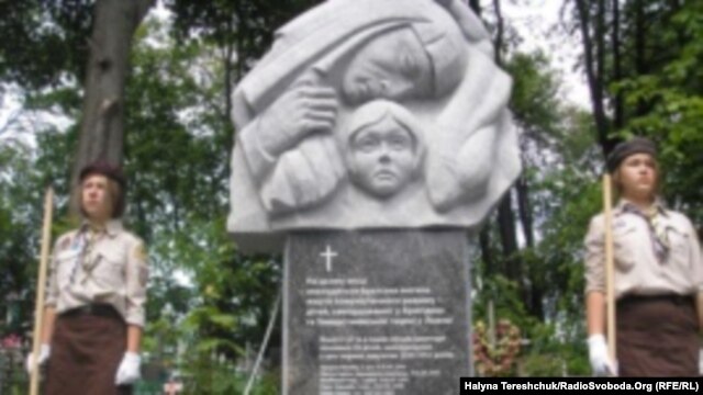 Львів, Янівський цвинтар, пам’ятник дітям-жертвам НКВС