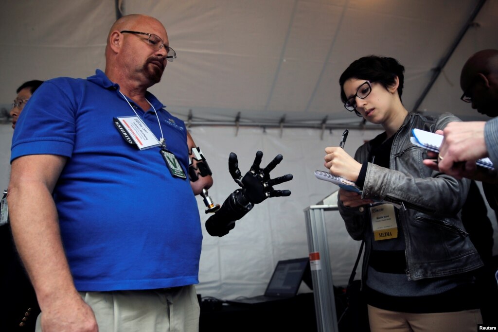 Sci-Fi Made Real: Pentagon Unveils Stunning Technology - Voice of America