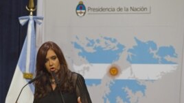 La presidenta Cristina Fernández de Kirchner niega que acuerdo responda a intereses comerciales con Irán.