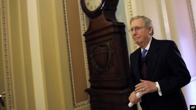 Thượng nghị sĩ Mich McConnell tại trụ sở Thượng viện ở Washington, 27/12/12