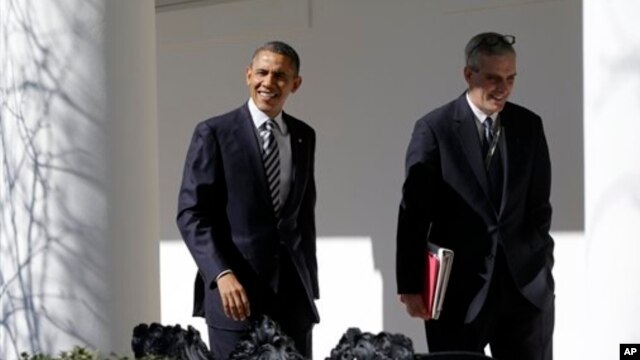 President Barack Obama with White House Chief of Staff Denis McDonough, West Wing Colonnade of the White House, Washington, Feb. 12, 2013.