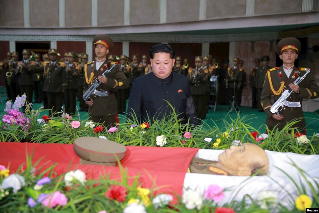 North Korean State Funeral Sparks New Purge Rumors