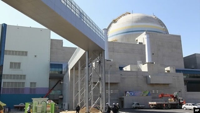 Salah satu reaktor nuklir di Singori, Korea Selatan (Foto: dok). Para pejabat Korsel melaporkan adanya kerusakan ringan di salah satu reaktor nuklirnya di Yeonggwang (9/11).