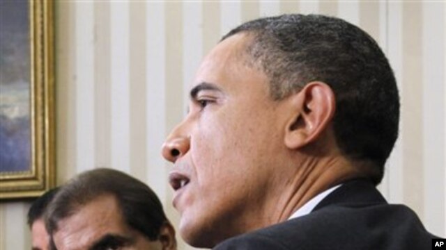 President Barack Obama meets with the Emir of Qatar Sheikh Hamad bin Khalifa Al Thani, April 14, 2011, in the White House