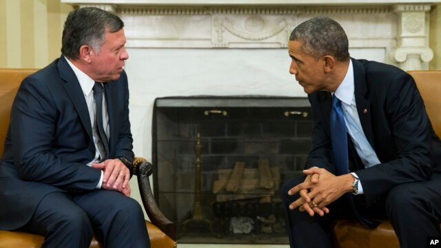 Tổng thống Hoa Kỳ Barack Obama (phải) hội đàm với Quốc vuong Jordan Abdullah II tại Tòa Bạch Ốc 3/2/15