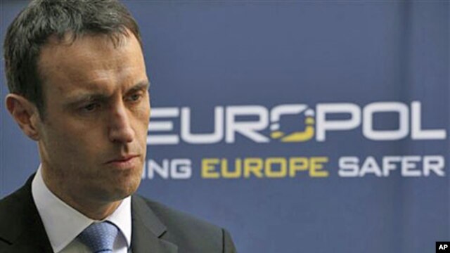 Kepala Europol, Rob Wainwright mengatakan para penyidik telah mengidentifikasi 380 pertandingan sepakbola di Eropa yang diduga terjadi praktik 'main sabun' (foto: dok). 
