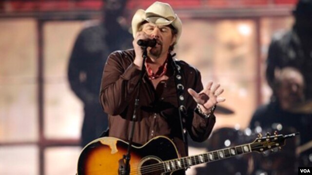 Toby Keith ha presentado un nuevo sencillo que conforma su más reciente producción.