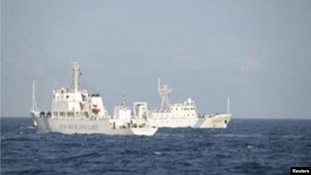 Tàu hải giám Trung Quốc ngoài khơi tỉnh Phú Yên (hình ngày 26/5/2011)