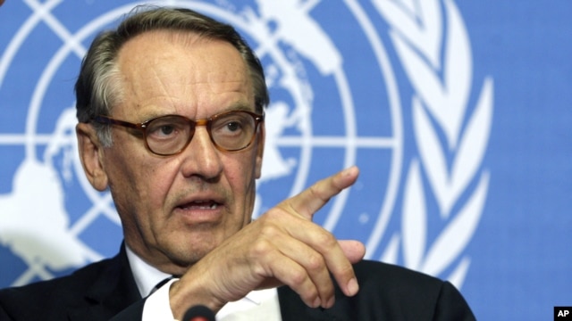 Jan Eliasson of Sweden, Special Envoy of the Secretary-General for Darfur, speaks during a press briefing about the Consultation on Darfur at the United Nations building in Geneva, Switzerland, Thursday, June 5, 2008.