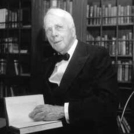 Poet Robert Frost poses at a dinner at the Theodore Roosevelt Association in New York, 1954