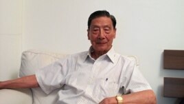 2011年7月13日中国经济学家茅于轼在北京访谈 (美国之音汤姆拍摄)