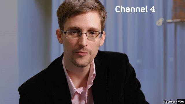 Edward Snowden, cựu nhân viên hợp đồng làm việc cho tình báo Mỹ, nói anh ta “đã được huấn luyện để làm gián điệp”