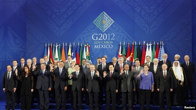 Foto conmemorativa con los líderes del G20 que participaron en la cumbre de Los Cabos, en Baja California, México.