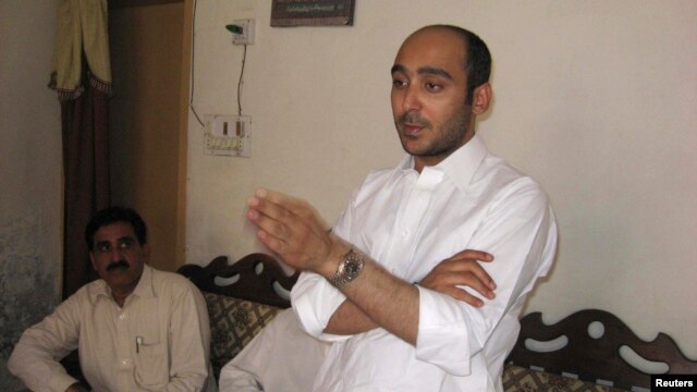 Ông Ali Haider Gilani bị bắt cóc trong một cuộc tuần hành bầu cử năm 2013 tại thành phố Multann.