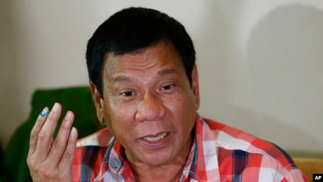 Ông Duterte nói sẽ thưởng 107.000 đôla cho mỗi cái chết của các trùm buôn lậu ma túy.