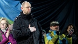Areniy Jatseniuk emërohet kryeministër i Ukrainës