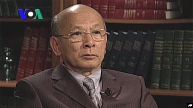 Lao Monghay, a former researcher of the Asian Human Rights Commission and independent analyst. 