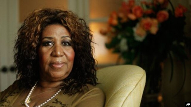 Aretha Franklin (July 26, 2010 file photo)