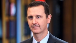 Assad kritikon sulmet ajrore britanike në Siri