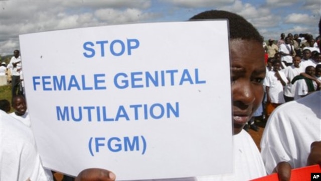 Biểu tình ở Kenya phản đối việc cắt bộ phận sinh dục nữ