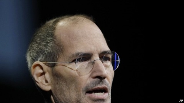 Apple CEO Steve Jobs gives the keynote address to the Apple Worldwide Developers Conference in San Francisco (File)