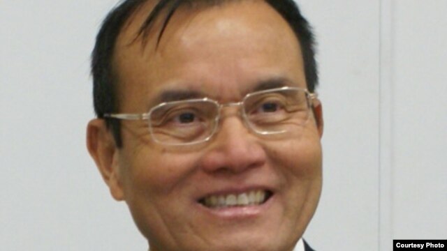 Giáo sư Lê Đình Thông