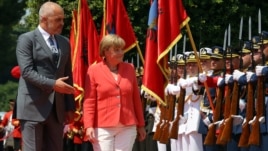 Merkel, mbështetje integrimit të Ballkanit në BE
