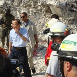 United Nations Secretary-General Ban Ki-Moon inspects the damage at the U.N. Headquarters in Port-au-Prince, 17 Jan 2010