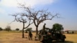 Binh sĩ quân đội Nam Sudan bảo vệ thị trấn Malakal, 497km (308 dặm) về phía đông bắc thủ đô Juba, ngày 30/12/2013.
