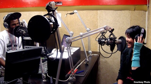 Hope in the studio, with fellow musicians … She’s worked with top music producers (Courtesy Shannon Hope)
