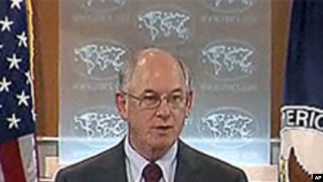 State Department Spokesman P.J. Crowley (file photo)