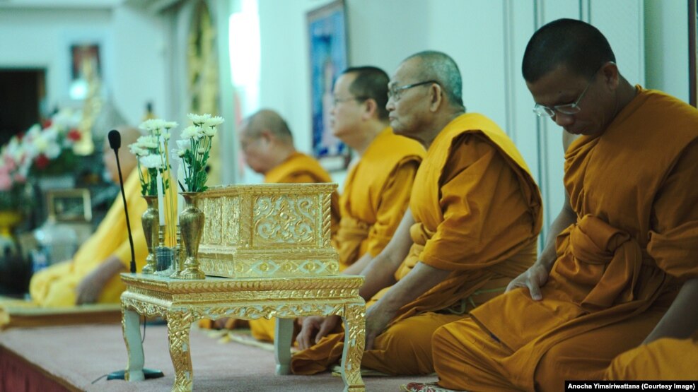 Các nhà sư trong lễ tang Quốc vương Bhumibol Adulyadej.