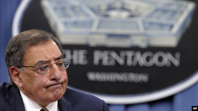 El secretario de Defensa, Leon Panetta, ha dicho que no permanecerá en el cargo en el segundo mandato de Obama.