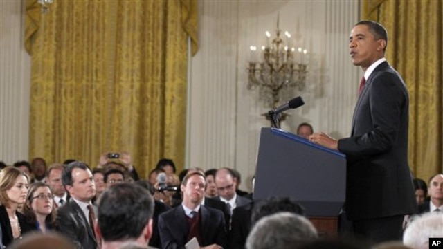 President Barack Obama makes an opening statement during a news conference in the East Room of the White House in Washington, 3 Nov 2010