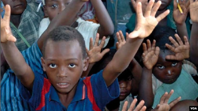 African children face growing risks as urban populations grow.  (Credit: Save the Children)