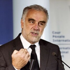 International Criminal Court (ICC) Prosecutor Luis Moreno Ocampo speaks at a news conference on Kenya at the ICC in The Hague, January 24, 2012