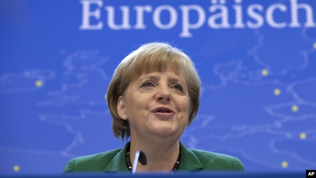 Angela Merkel anunció que se crearán las bases para la creación del Supervisor Bancario Único para fin de año.
