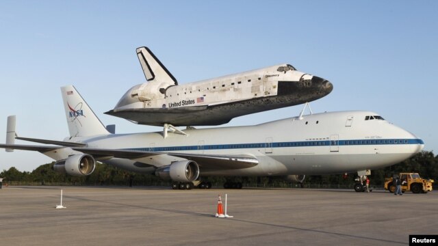 El martes el Discovery sobrevolará la capital estadounidense a bordo del Boeing 747