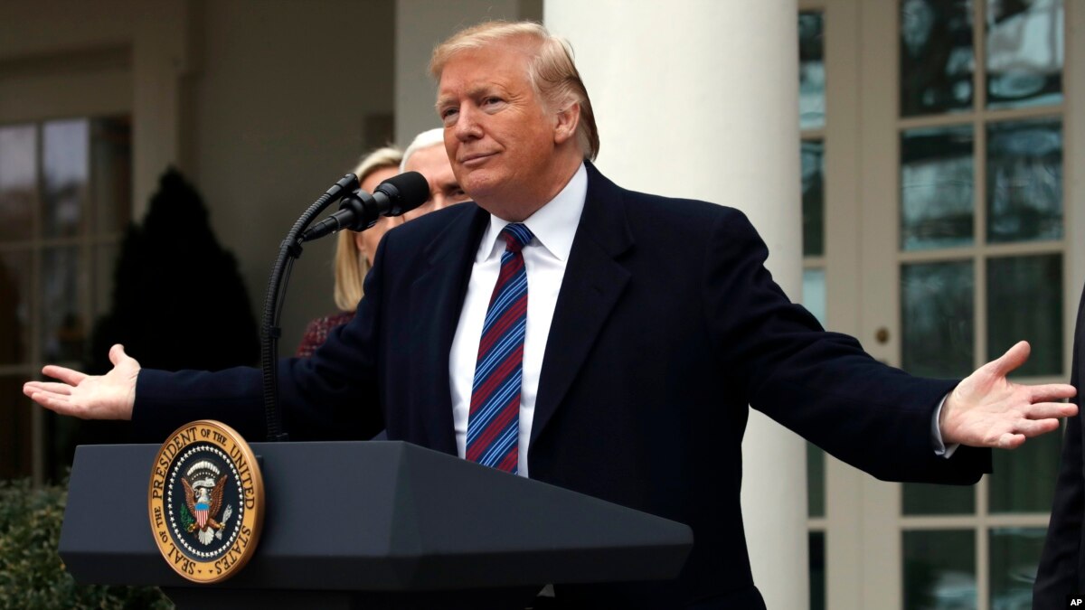 Trump dice que podría declarar una emergencia nacional para construir muro fronterizo