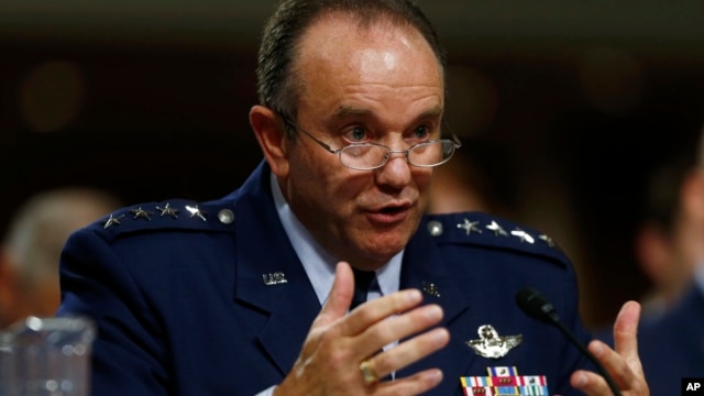 Филипп Бридлав (НАТО): «Нет никаких признаков того, что Россия собирается сдавать позиции на Украине»